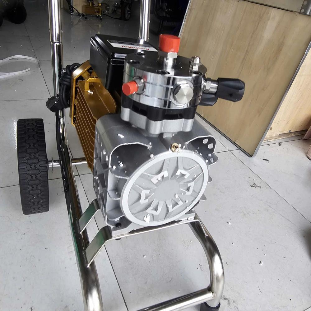 Máy phun sơn KASHIKOI TĐ-1030  Công Xuất 4500W