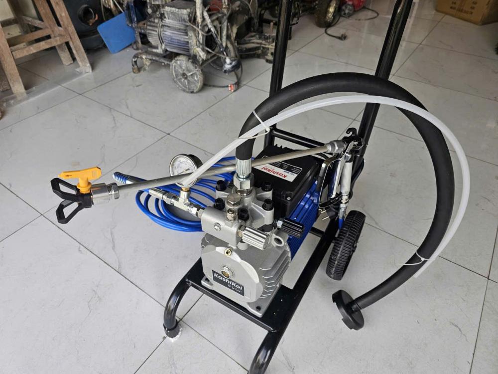 Máy phun sơn KASHIKOI TĐ 999 Nhật Bản